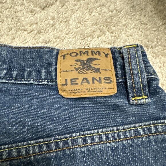 VINTAGE 90s Paper Tag Tommy Hilfiger Jeans Dark Wash Cut Off Jeans 32 Baggy Logo - Picture 6 of 7